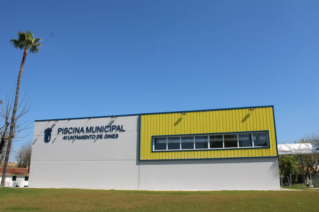 piscina municipal gines